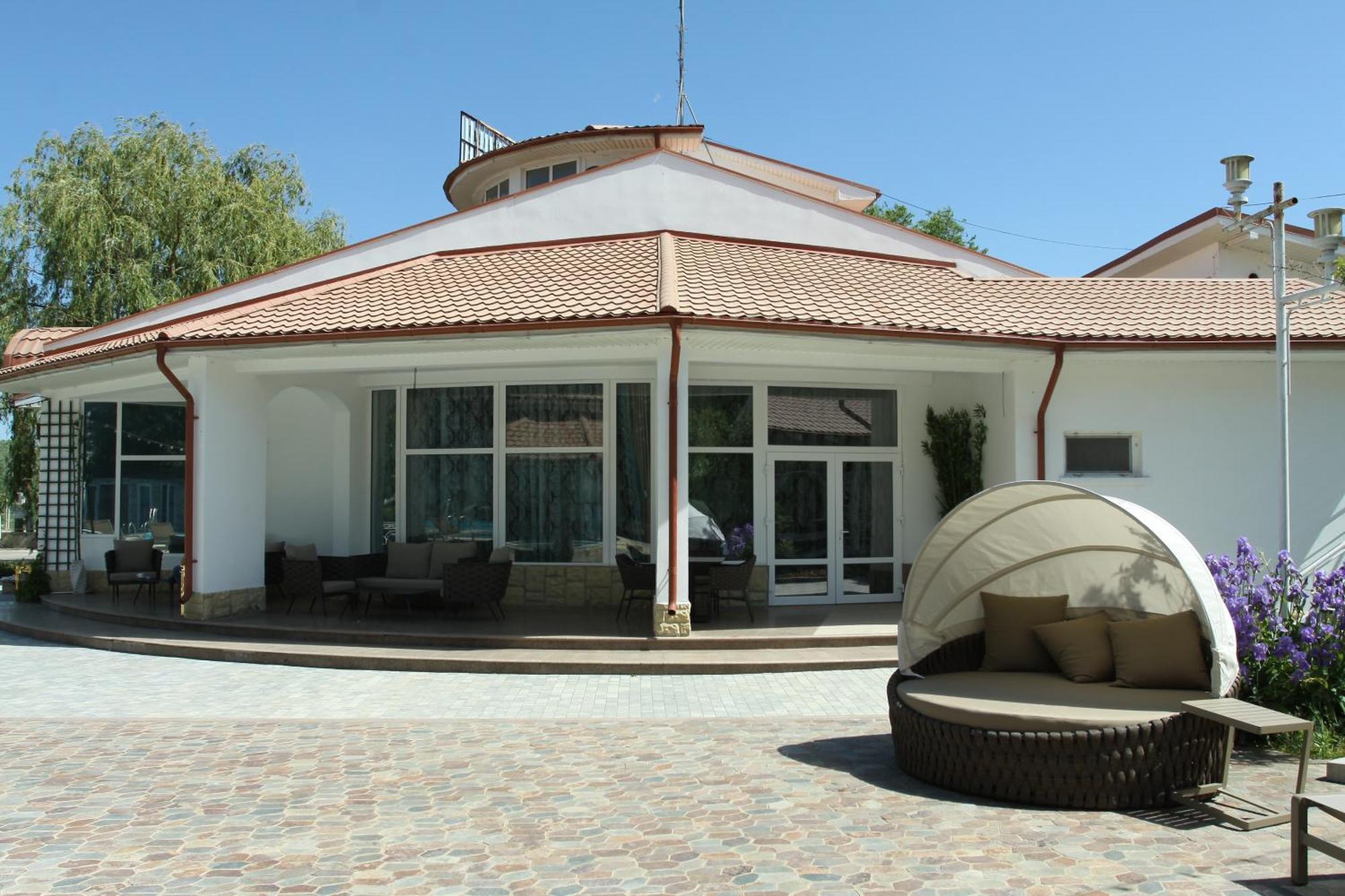Steaua Apelor Family Resort Nufaru Exterior photo