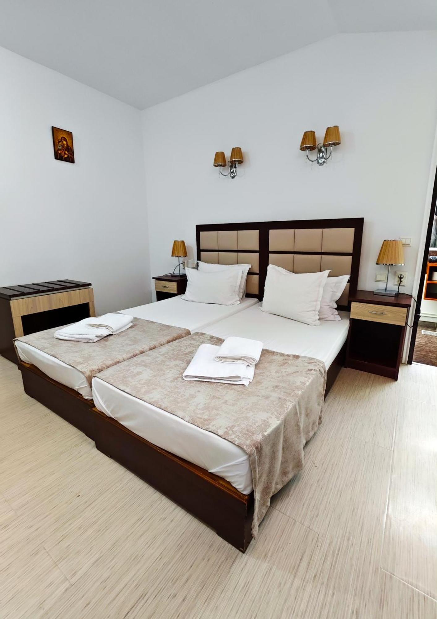 Steaua Apelor Family Resort Nufaru Exterior photo