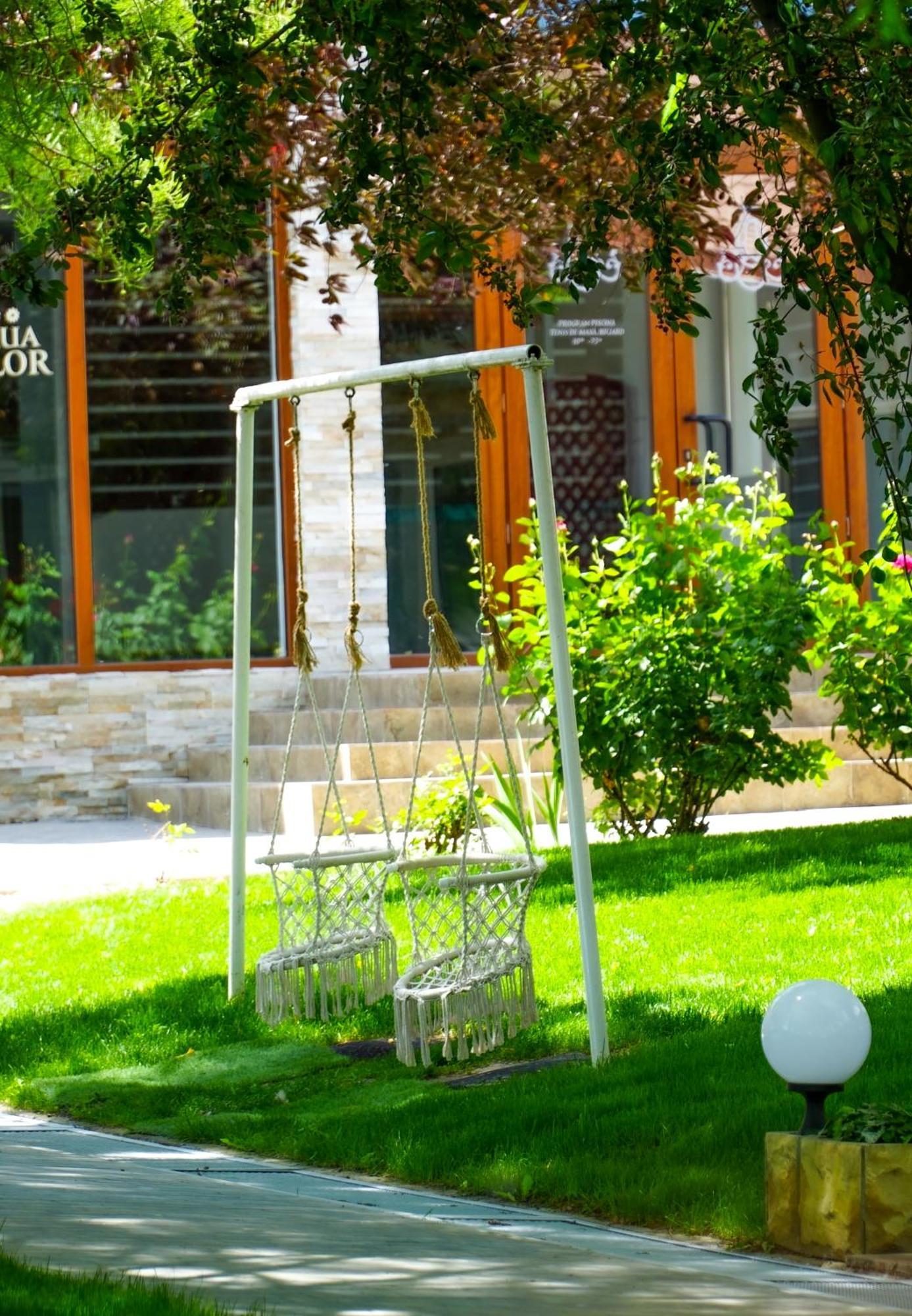 Steaua Apelor Family Resort Nufaru Exterior photo